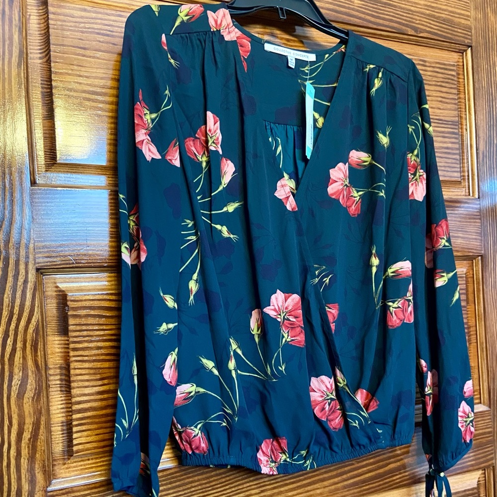 NWT Collective Concepts Floral Print Blouse Size M
